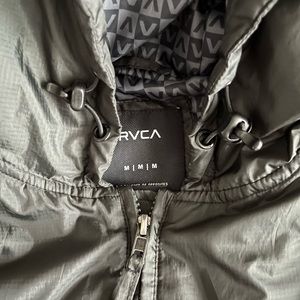 RVCA windbreaker/jacket